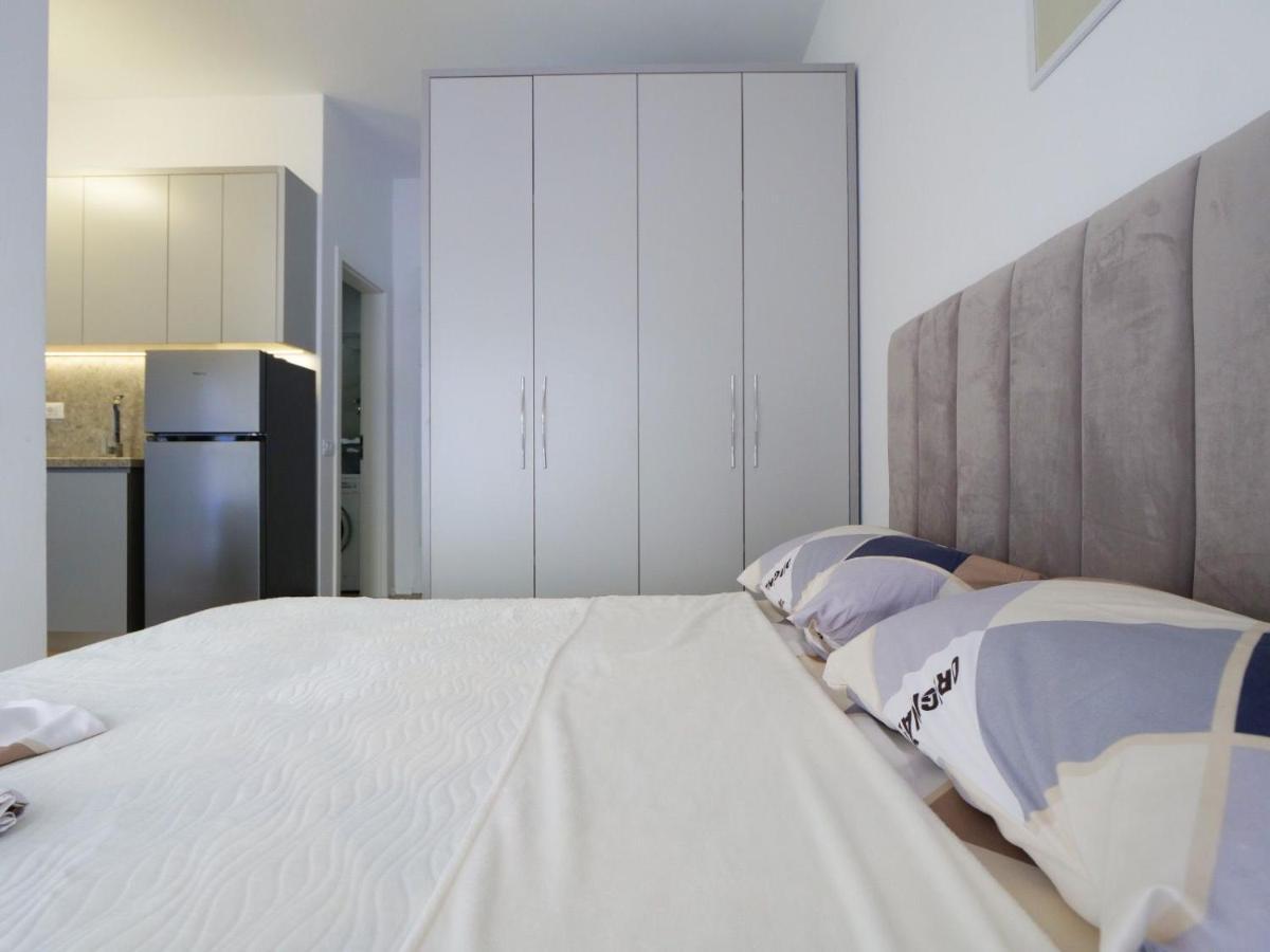 Comfy Studio At 'Mangalem21 Complex' Parking-Wifi-Ac-View 티라나 외부 사진