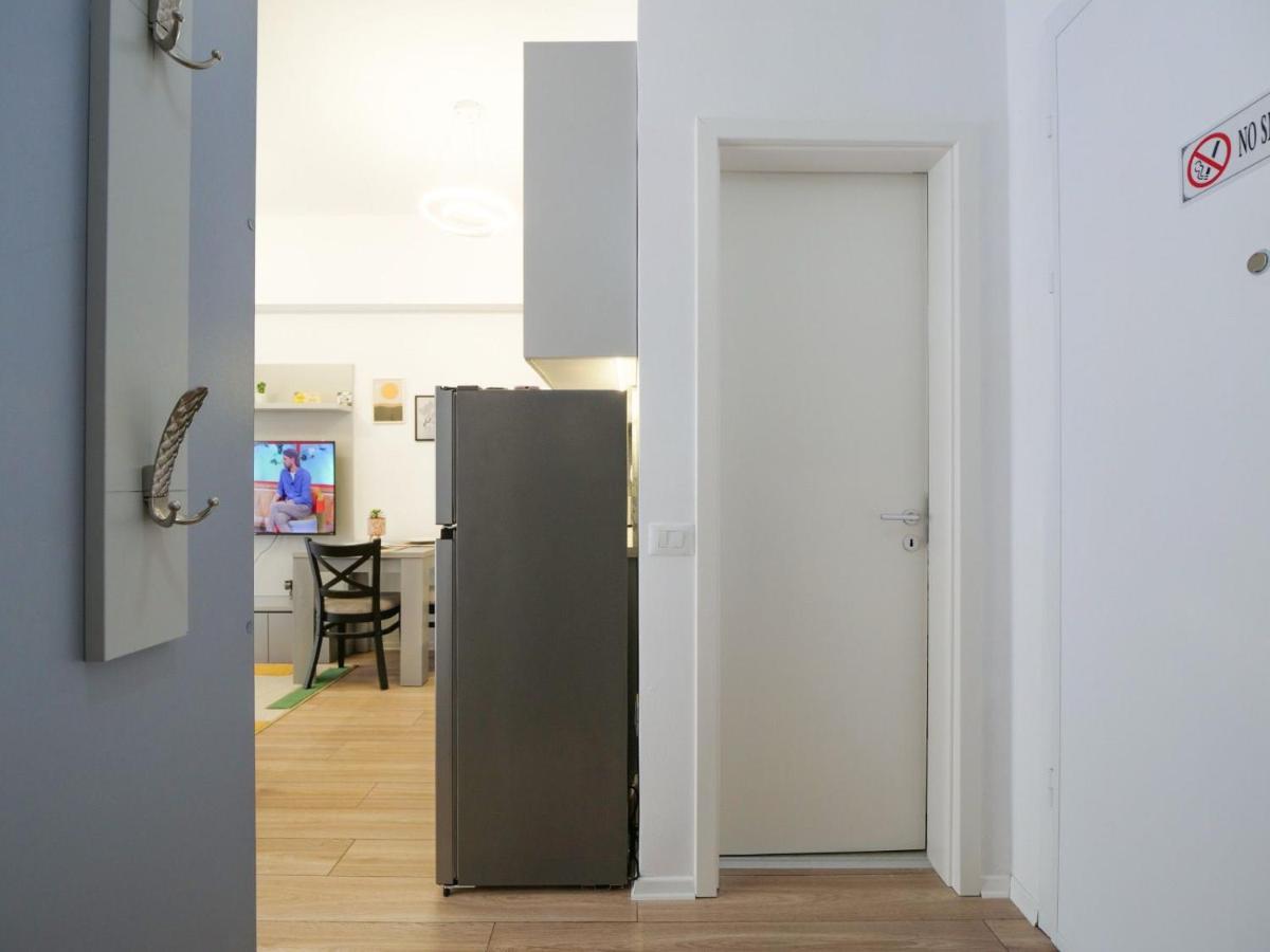 Comfy Studio At 'Mangalem21 Complex' Parking-Wifi-Ac-View 티라나 외부 사진